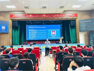 Trường Điện - Điện tử tổ chức Hội nghị Lớp trưởng, Bí thư Chi đoàn học kỳ II năm học 2025 - 2026