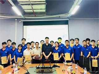 Sinh viên Trường Điện – Điện tử tham quan, trải nghiệm thực tế tại Công ty TNHH Điện tử BYD Việt Nam