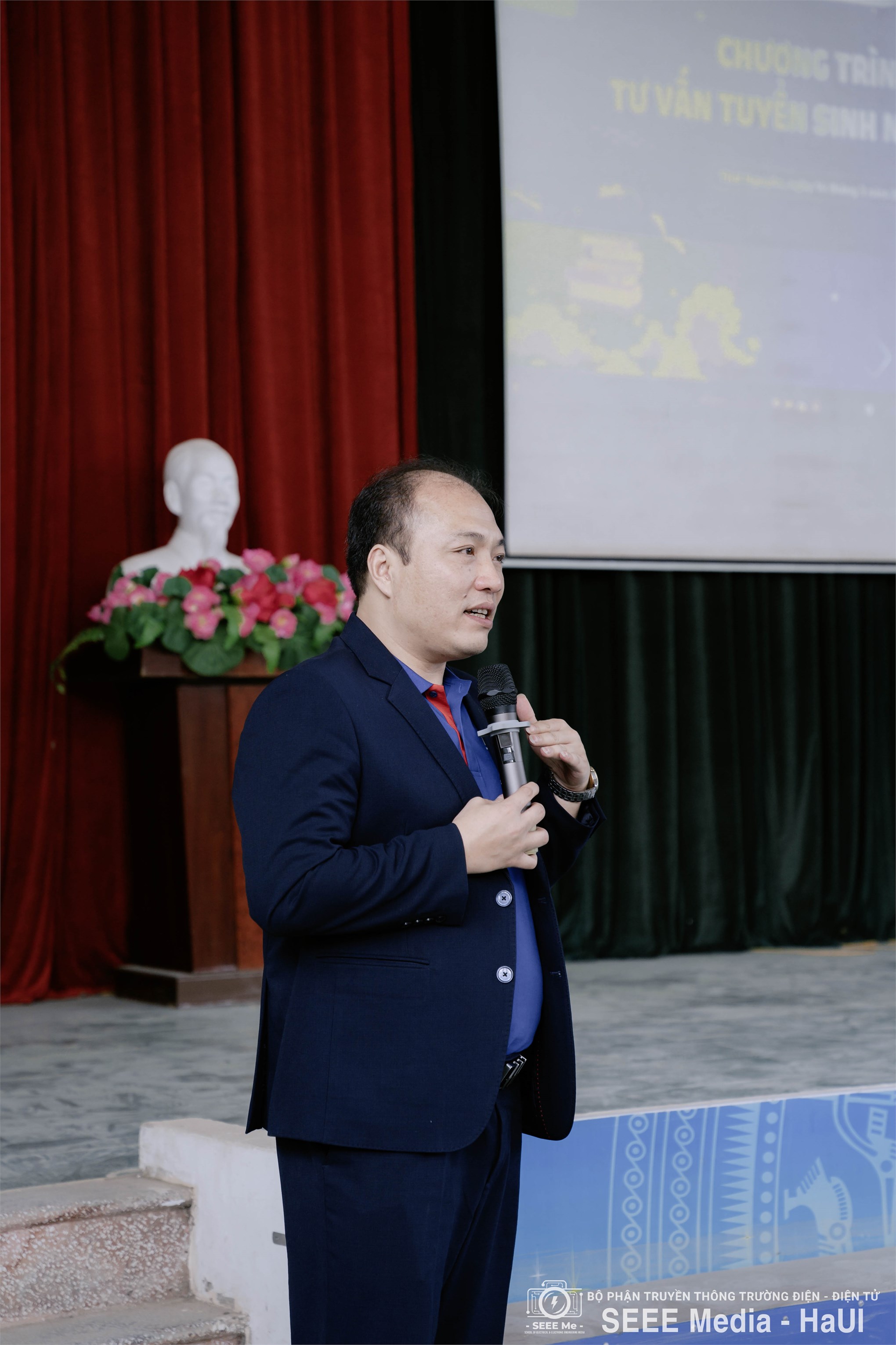 Tư vấn tuyển sinh 2026 gắn với trải nghiệm STEM: Trường Điện – Điện tử đồng hành cùng học sinh Bắc Kạn