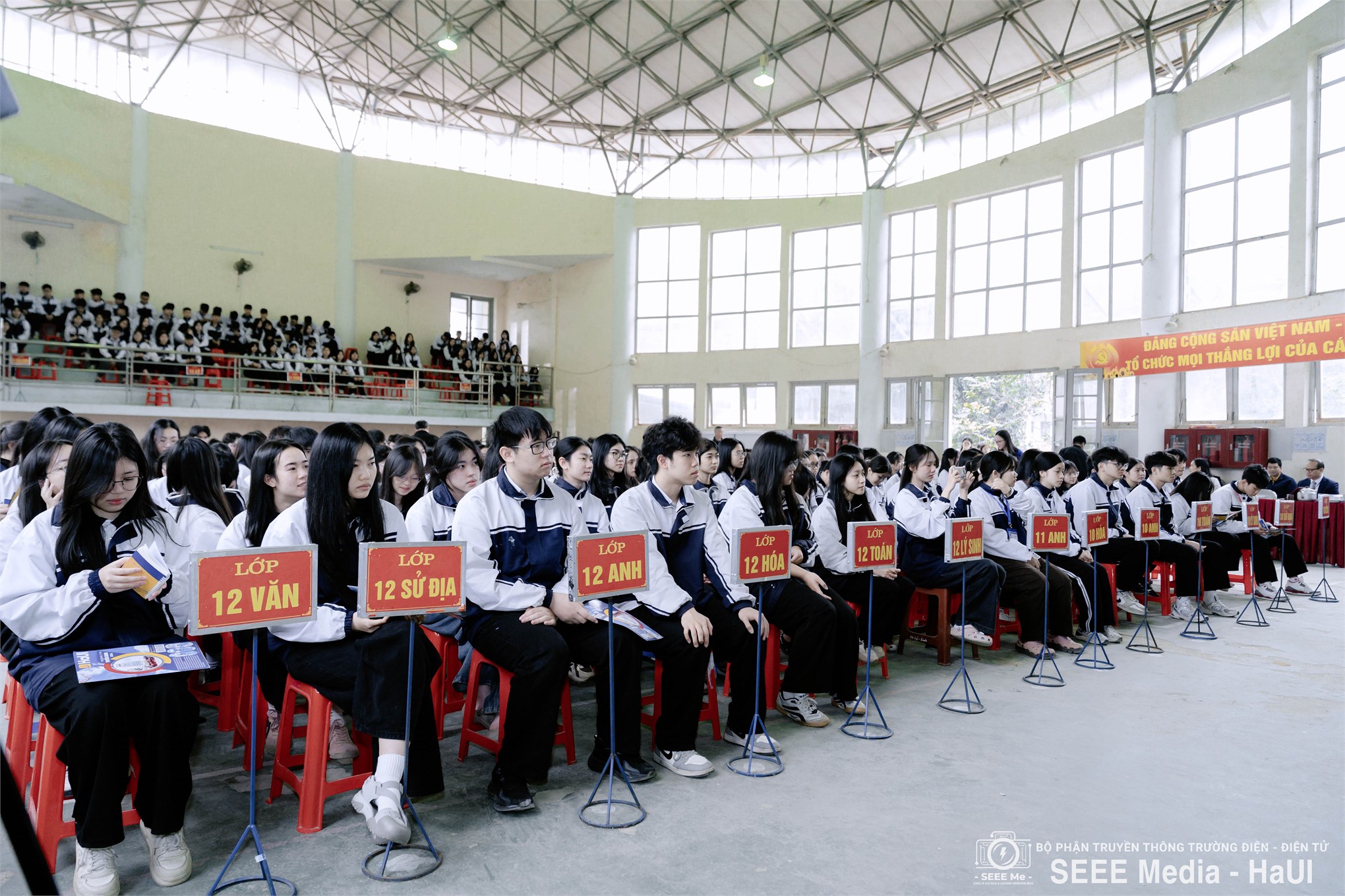 Tư vấn tuyển sinh 2026 gắn với trải nghiệm STEM: Trường Điện – Điện tử đồng hành cùng học sinh Bắc Kạn