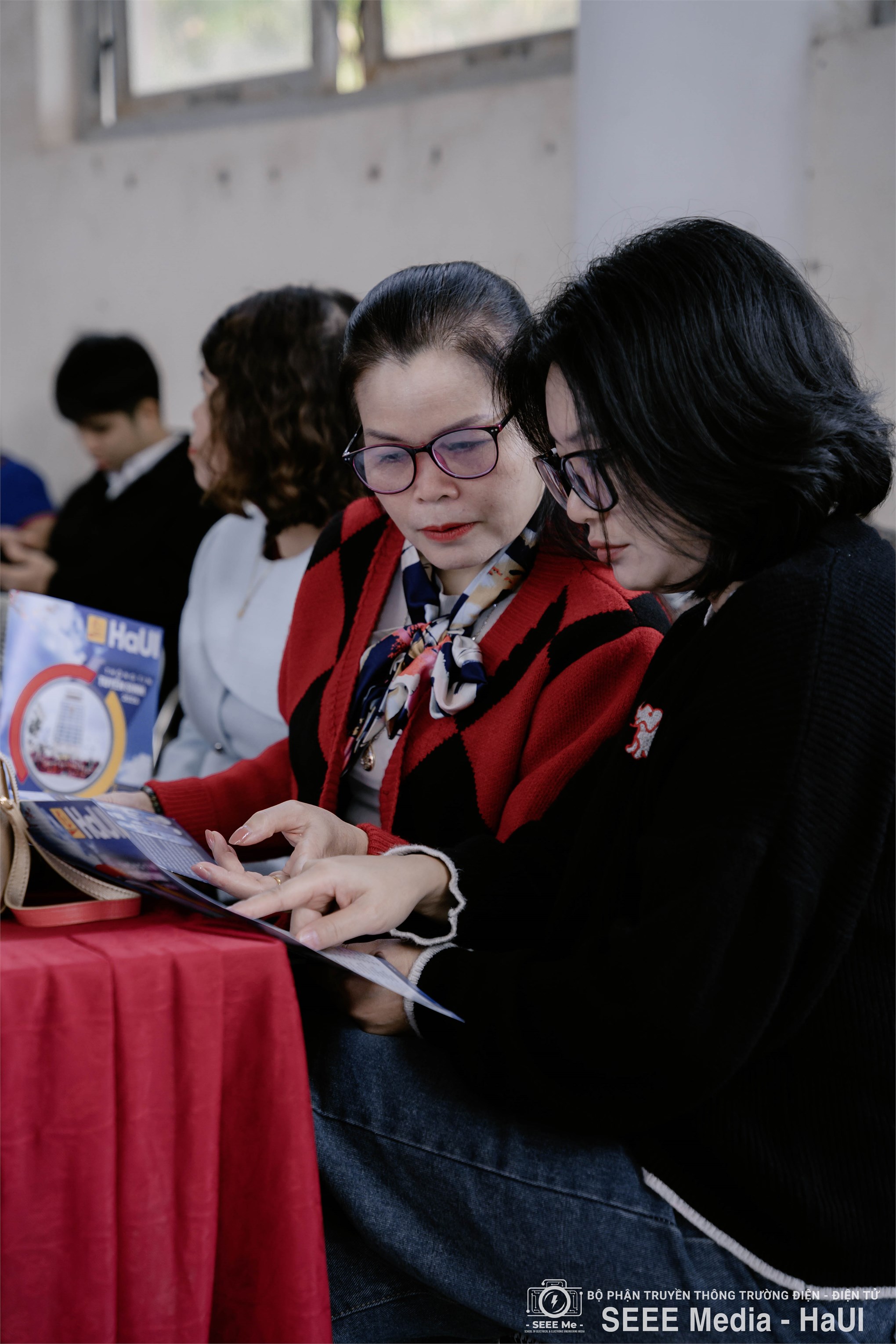 Tư vấn tuyển sinh 2026 gắn với trải nghiệm STEM: Trường Điện – Điện tử đồng hành cùng học sinh Bắc Kạn