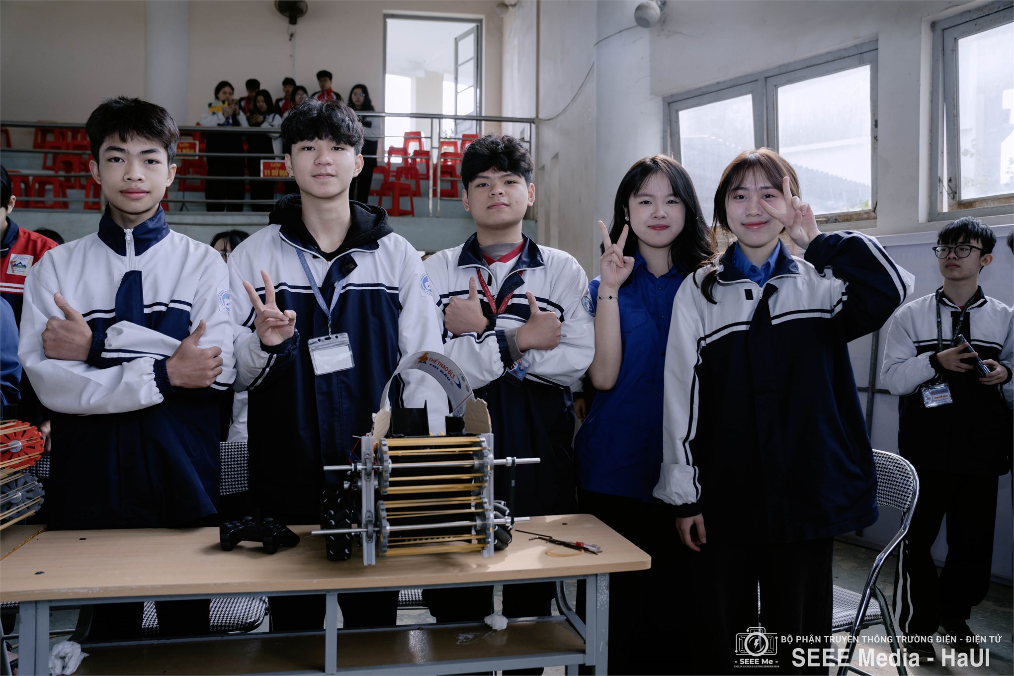 Tư vấn tuyển sinh 2026 gắn với trải nghiệm STEM: Trường Điện – Điện tử đồng hành cùng học sinh Bắc Kạn