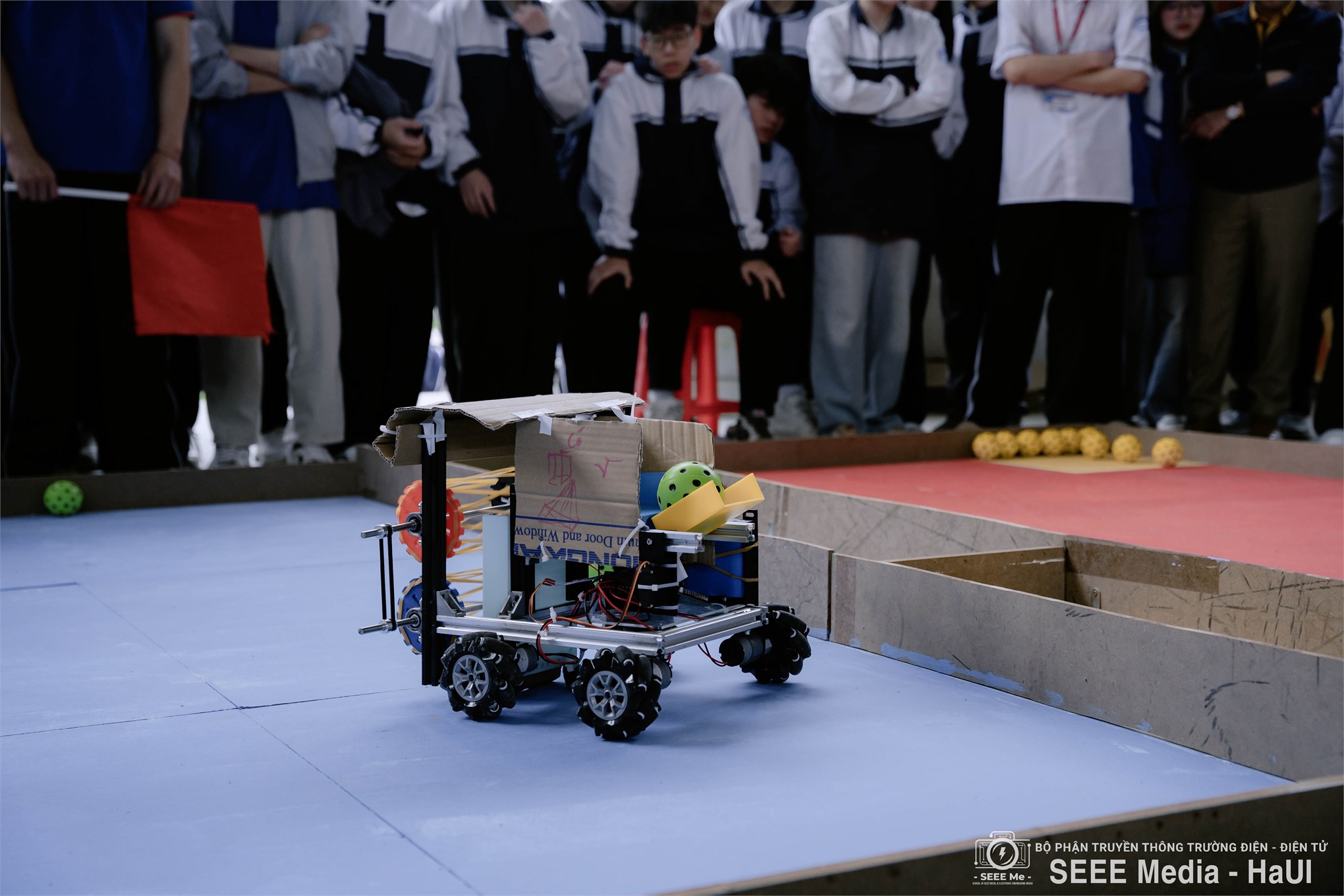 Tư vấn tuyển sinh 2026 gắn với trải nghiệm STEM: Trường Điện – Điện tử đồng hành cùng học sinh Bắc Kạn