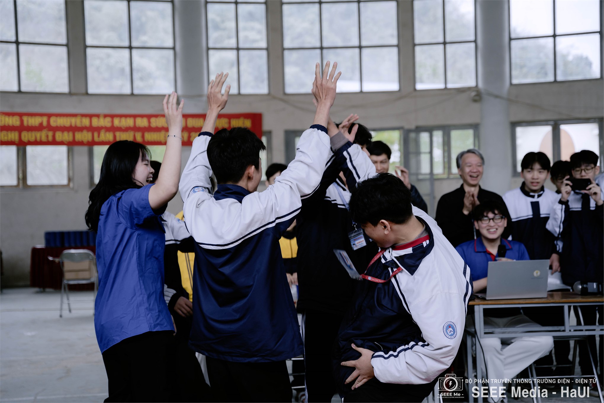 Tư vấn tuyển sinh 2026 gắn với trải nghiệm STEM: Trường Điện – Điện tử đồng hành cùng học sinh Bắc Kạn