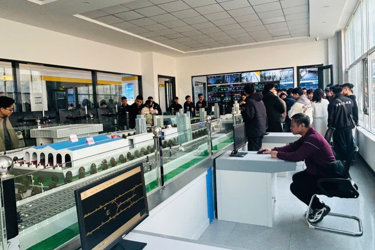 Đẩy mạnh hội nhập quốc tế: Sinh viên Trường Điện – Điện tử tham gia chương trình đào tạo tại Trung Quốc theo mô hình 3,5 + 0,5