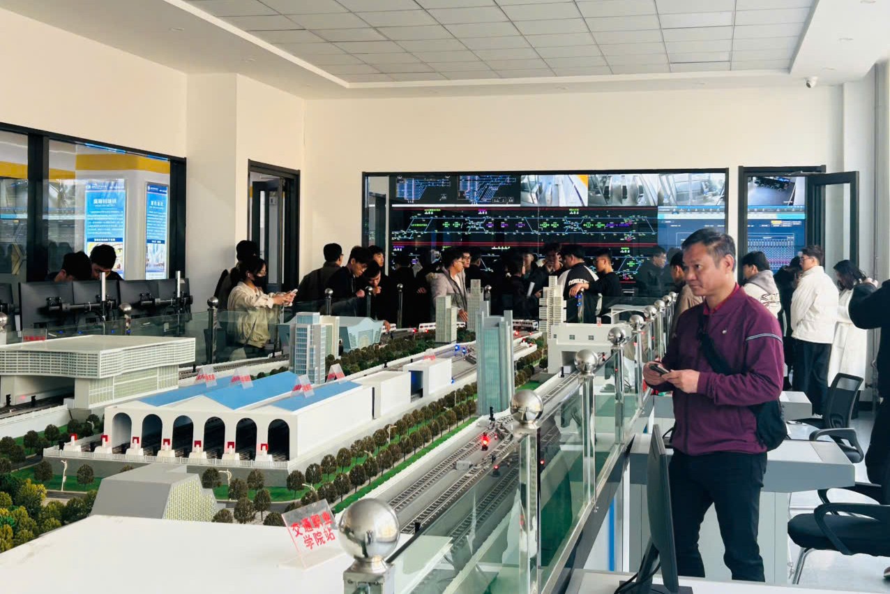 Đẩy mạnh hội nhập quốc tế: Sinh viên Trường Điện – Điện tử tham gia chương trình đào tạo tại Trung Quốc theo mô hình 3,5 + 0,5