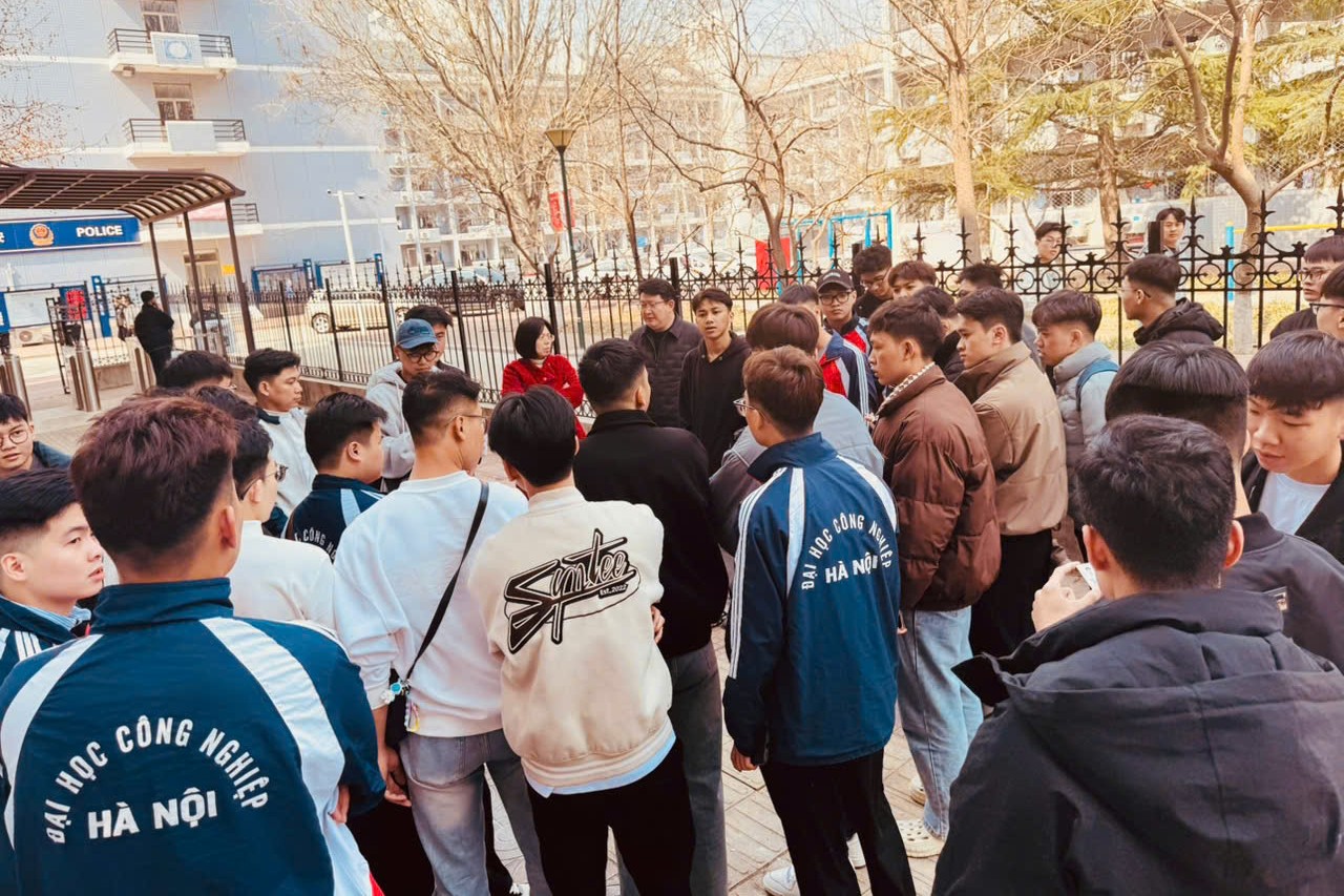 Đẩy mạnh hội nhập quốc tế: Sinh viên Trường Điện – Điện tử tham gia chương trình đào tạo tại Trung Quốc theo mô hình 3,5 + 0,5