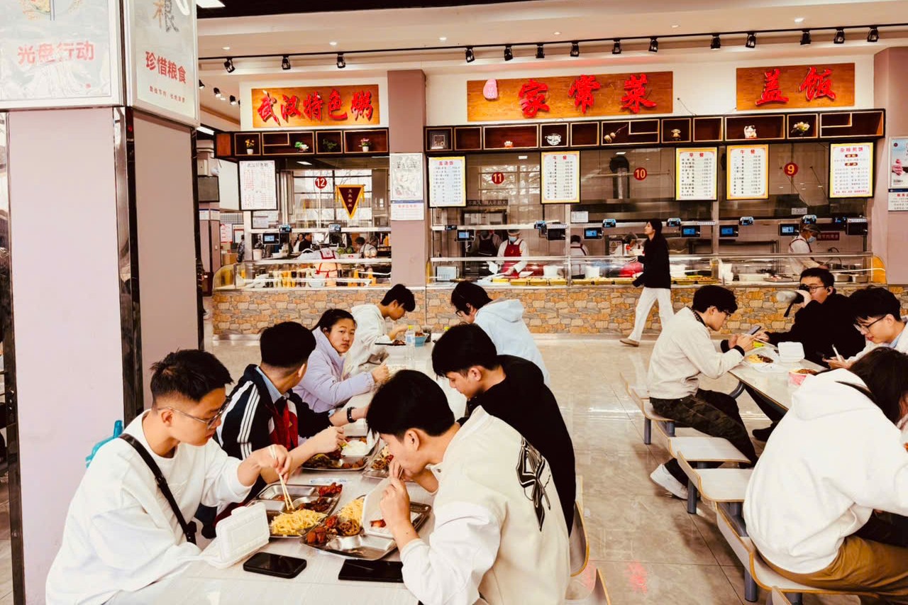 Đẩy mạnh hội nhập quốc tế: Sinh viên Trường Điện – Điện tử tham gia chương trình đào tạo tại Trung Quốc theo mô hình 3,5 + 0,5