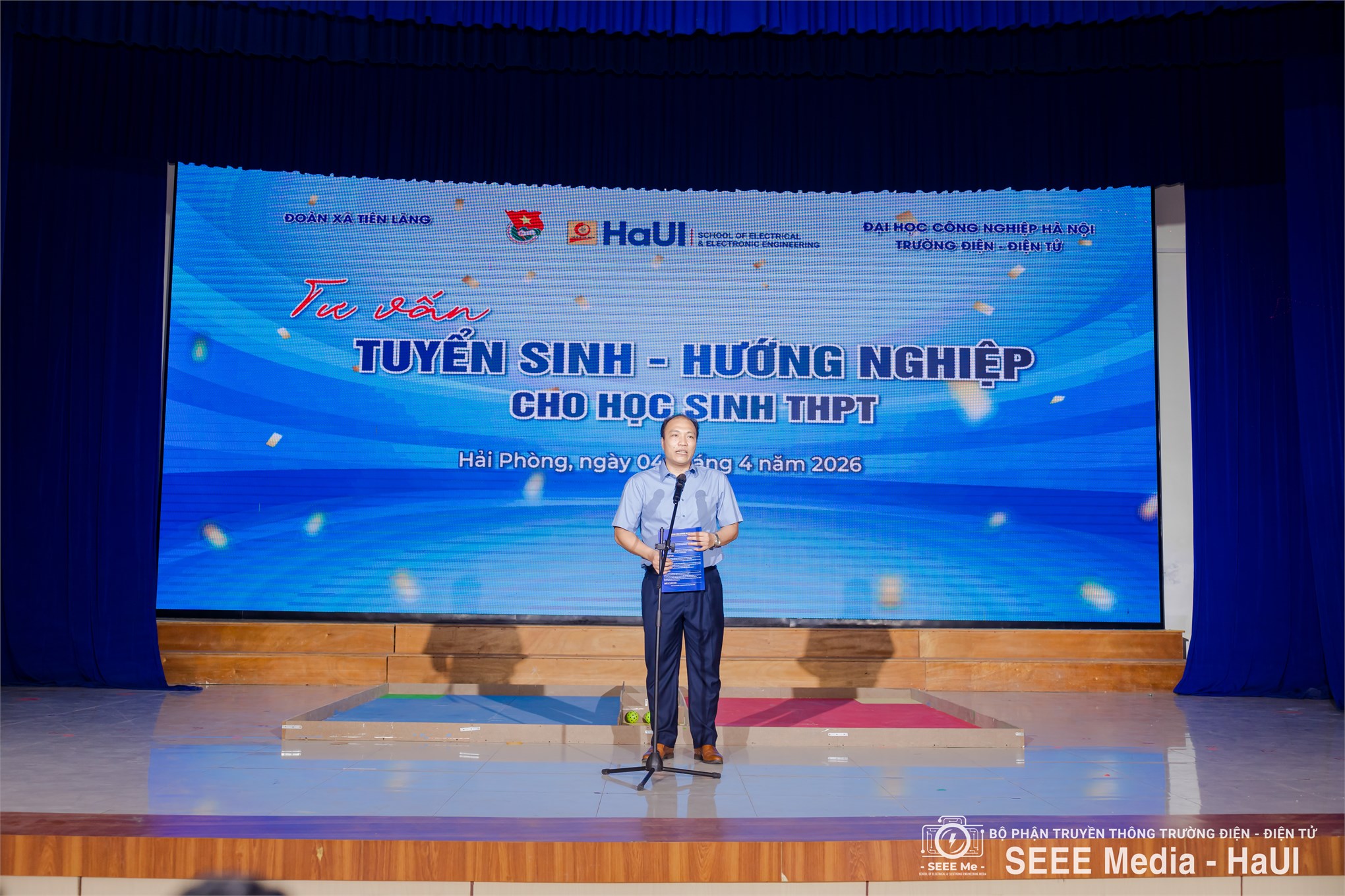 Tư vấn tuyển sinh - hướng nghiệp 2026 gắn với Hoạt động Trải nghiệm Robot mini “Hành trình ngọc biển - Hải Phòng 2026”