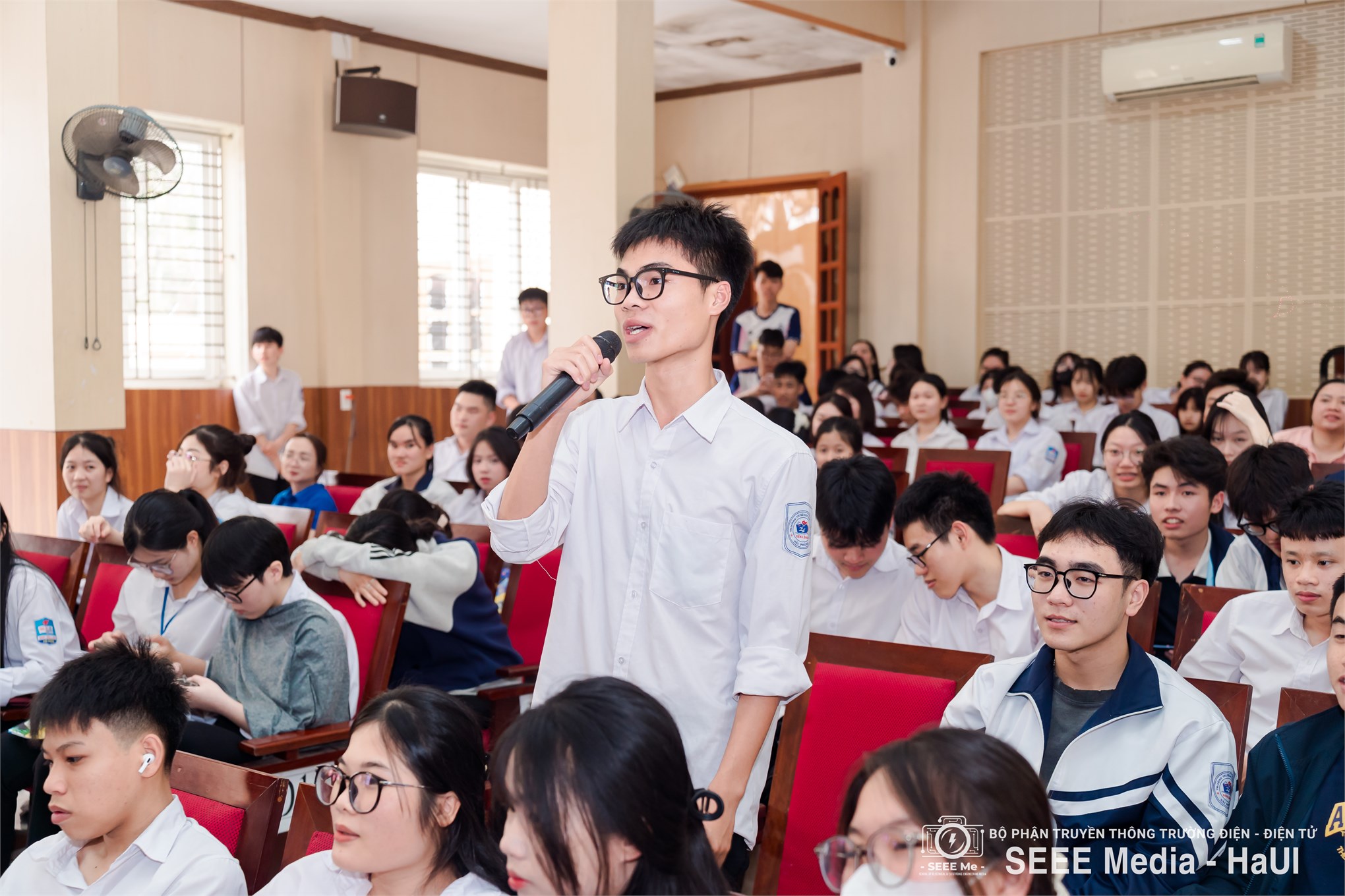 Tư vấn tuyển sinh - hướng nghiệp 2026 gắn với Hoạt động Trải nghiệm Robot mini “Hành trình ngọc biển - Hải Phòng 2026”