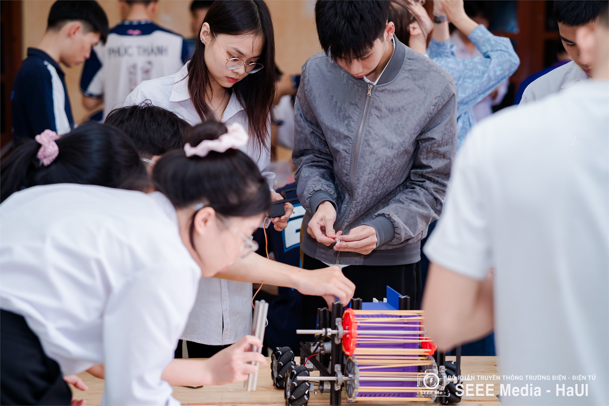 Tư vấn tuyển sinh - hướng nghiệp 2026 gắn với Hoạt động Trải nghiệm Robot mini “Hành trình ngọc biển - Hải Phòng 2026”