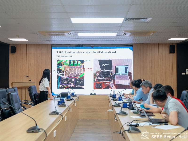 Nghiệm thu đề tài “Nghiên cứu chế tạo mạch công suất và thiết kế bộ điều khiển phi tuyến cho động cơ từ trở chuyển mạch công suất nhỏ”