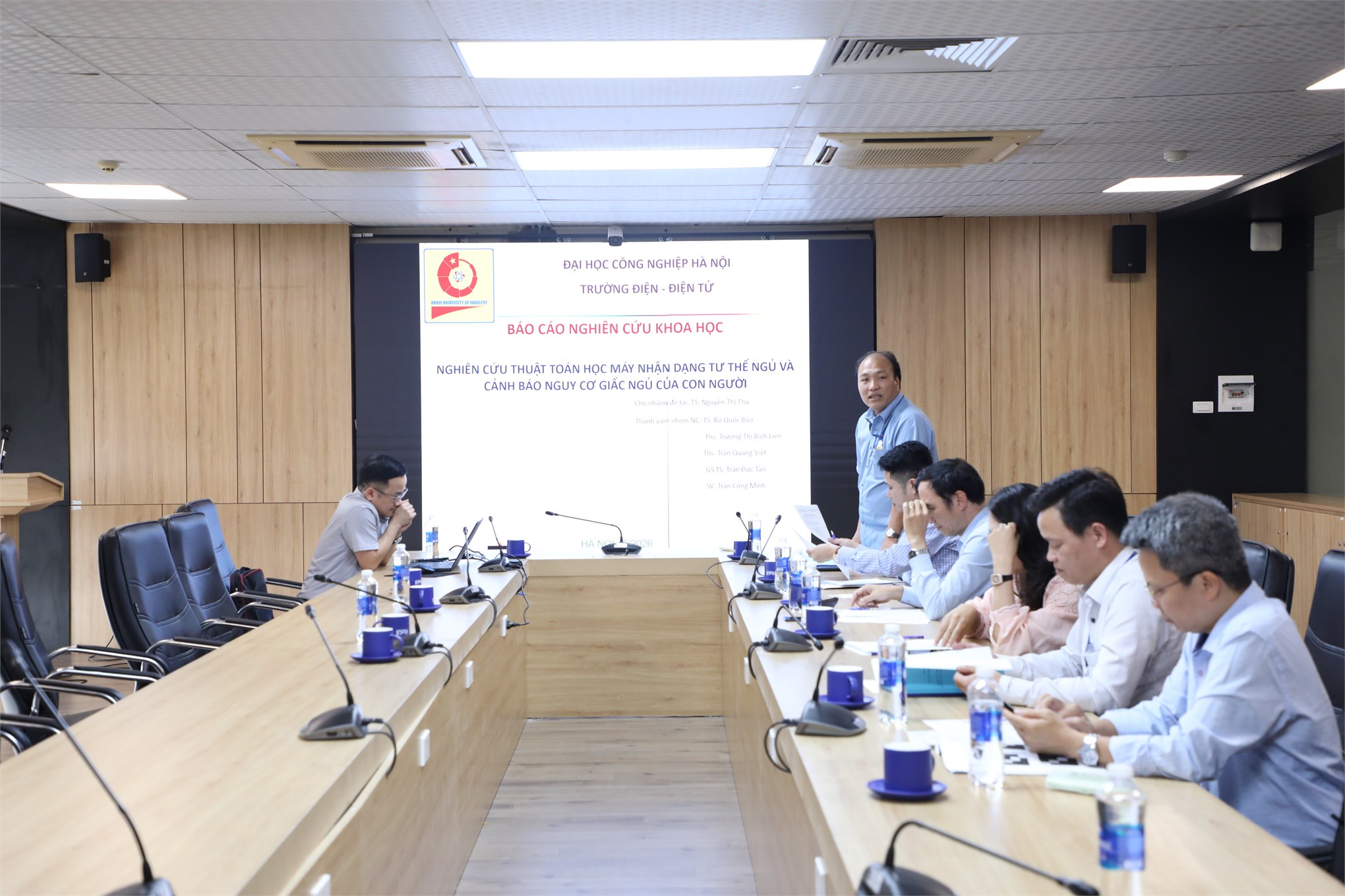 Nghiệm thu đề tài KH&CN cấp cơ sở đề tài “Nghiên cứu thuật toán học máy nhận dạng tư thế ngủ và cảnh báo nguy cơ giấc ngủ của con người”