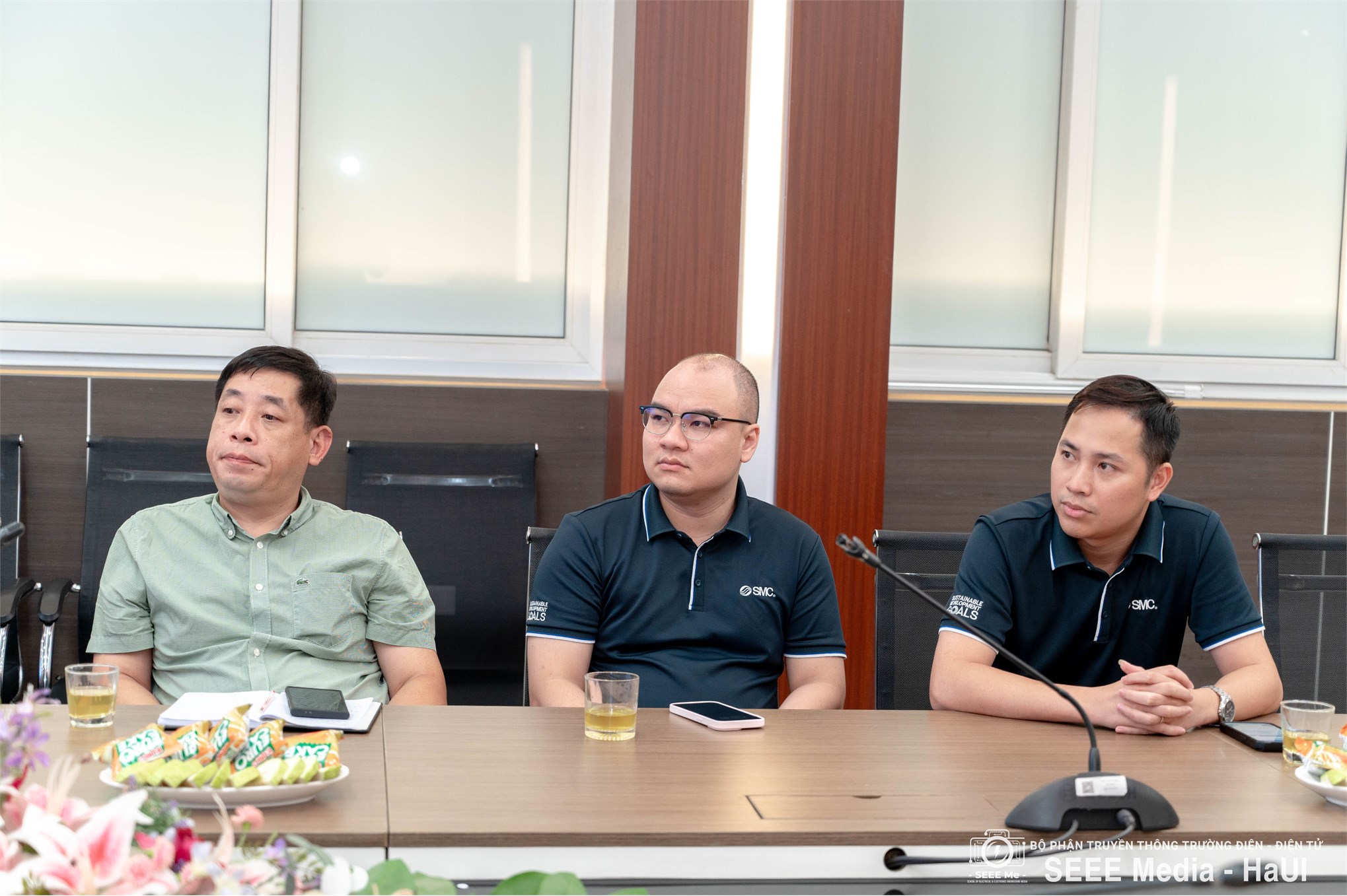 Tiếp sức Robocon 2026: Trường Điện - Điện tử gặp mặt, động viên 02 đội tuyển DCN-SEEE trước thềm tranh tài