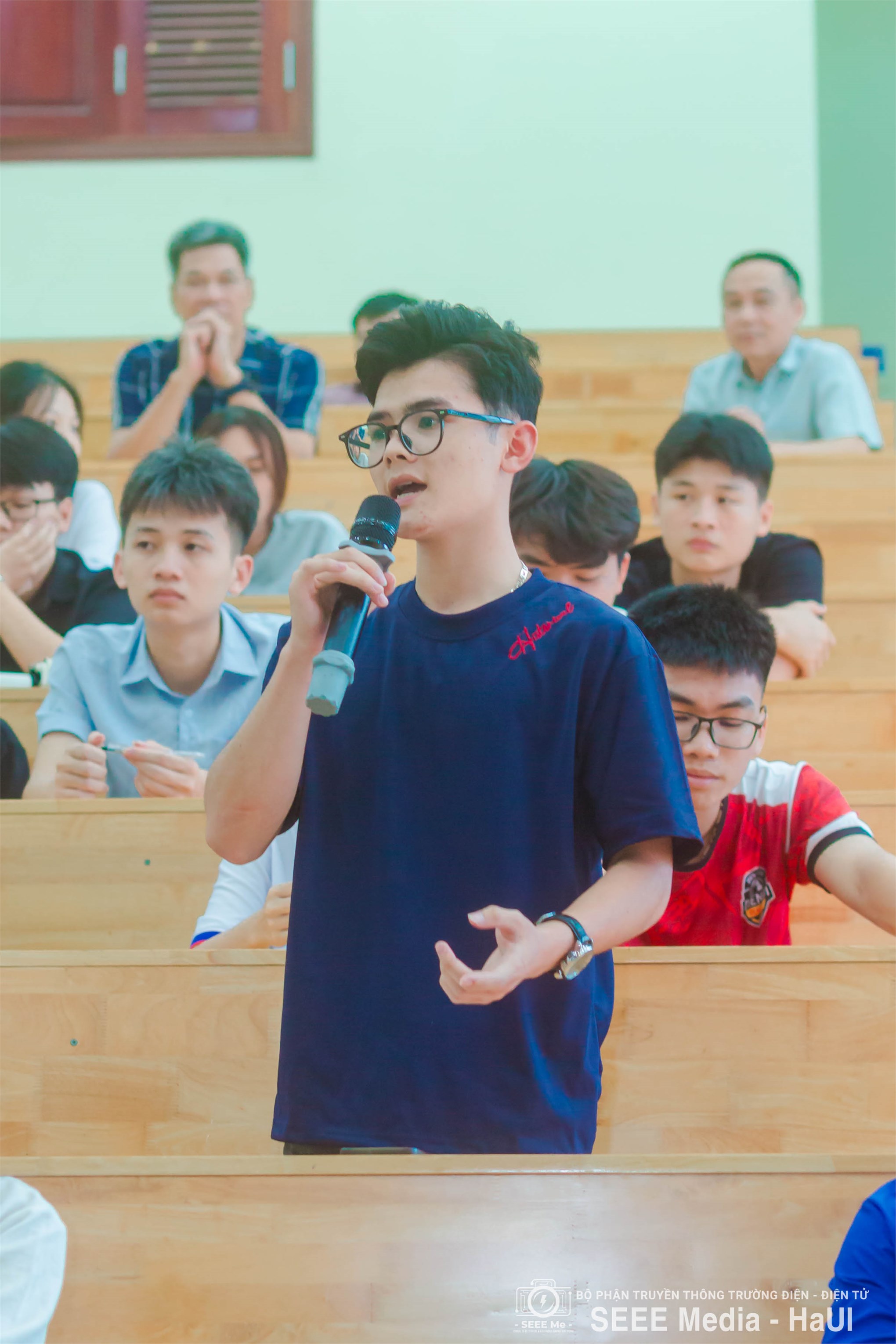 Trường Điện - Điện tử tổ chức Hội nghị Lớp trưởng, Bí thư Chi đoàn học kỳ II năm học 2025 - 2026