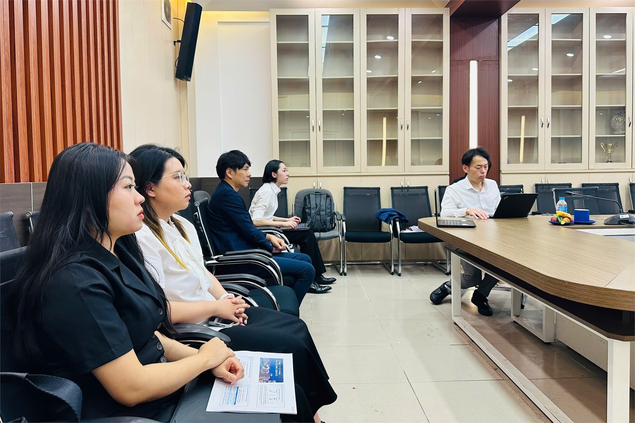 Trường Điện - Điện tử đón tiếp và Công ty TK Techno Service và Tập đoàn TOKO (Nhật Bản), mở rộng cơ hội việc làm cho sinh viên