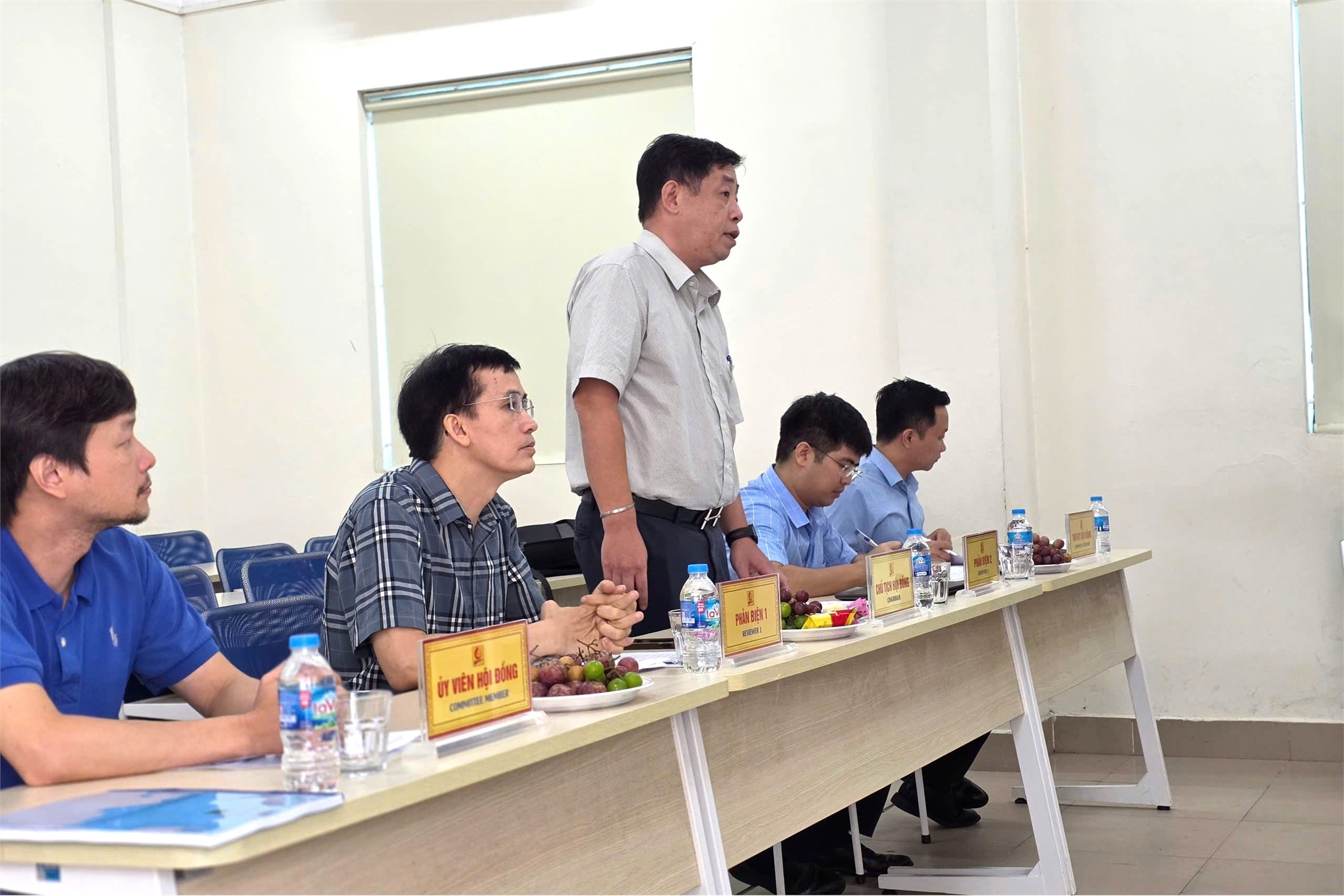 Trường Điện – Điện tử tổ chức thành công bảo vệ đề án tốt nghiệp thạc sĩ khóa K14