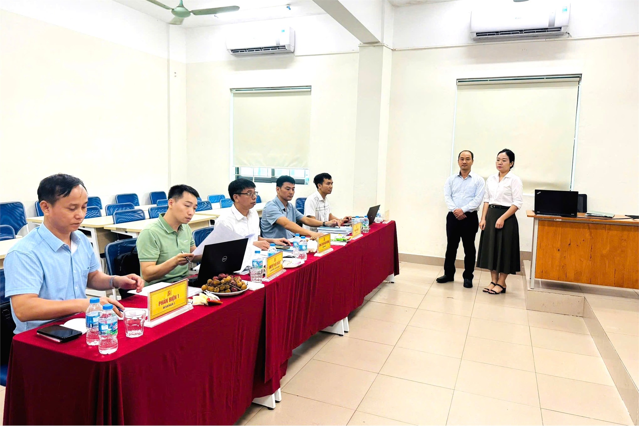 Trường Điện – Điện tử tổ chức thành công bảo vệ đề án tốt nghiệp thạc sĩ khóa K14