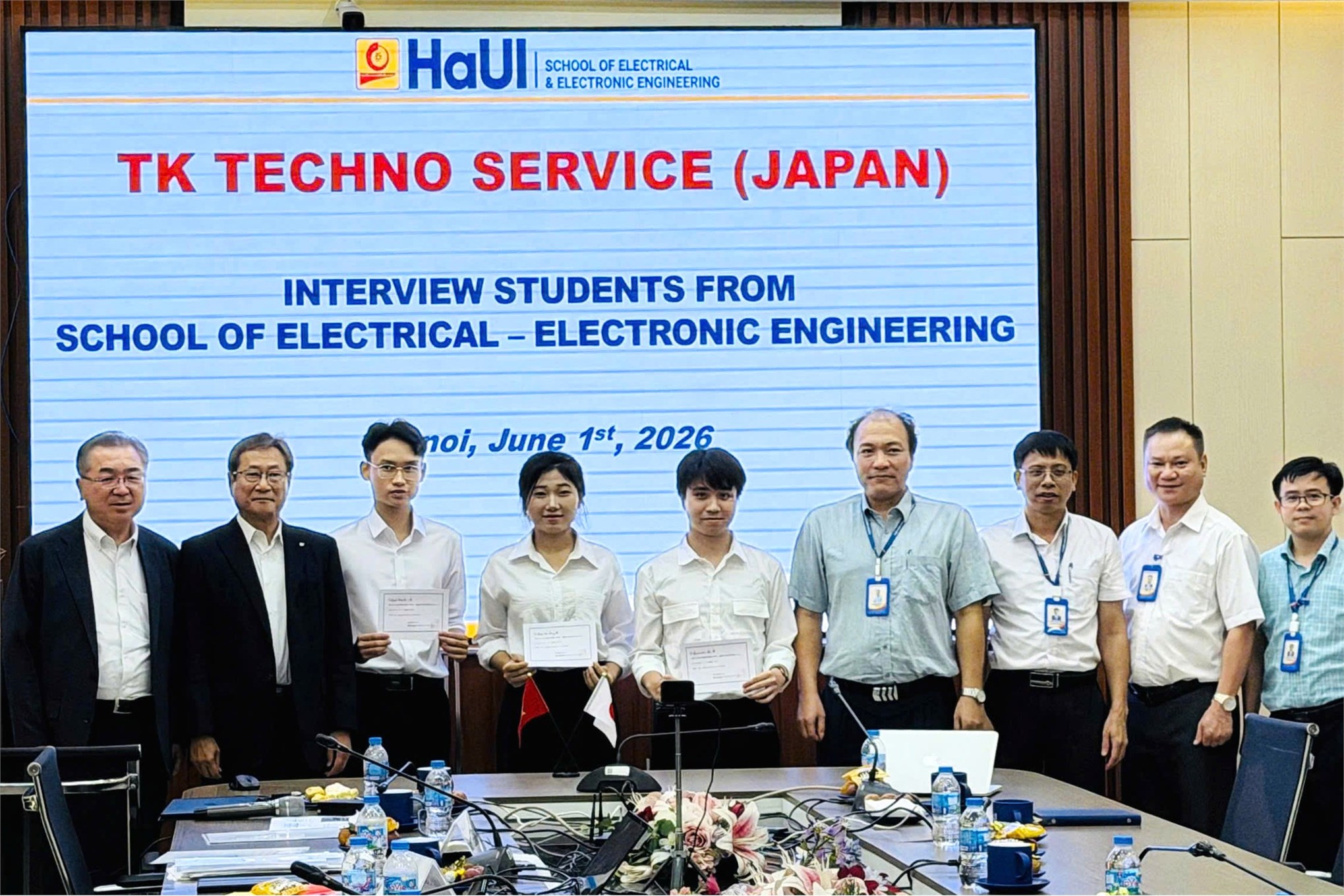 Trường Điện - Điện tử đón tiếp và Công ty TK Techno Service và Tập đoàn TOKO (Nhật Bản), mở rộng cơ hội việc làm cho sinh viên