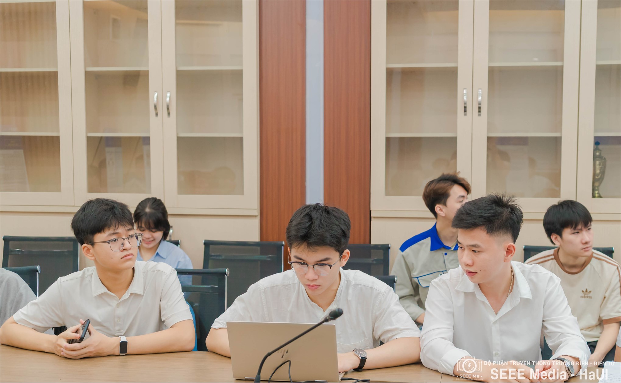 Nghiệm thu đề tài sinh viên nghiên cứu khoa học đợt 2, lĩnh vực Điện - Năng lượng