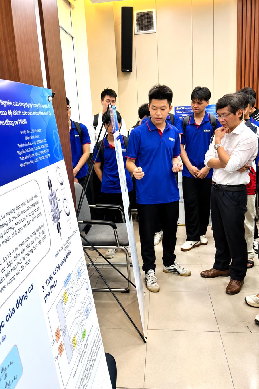 Nghiệm thu đề tài sinh viên nghiên cứu khoa học đợt 2, lĩnh vực Điện - Năng lượng
