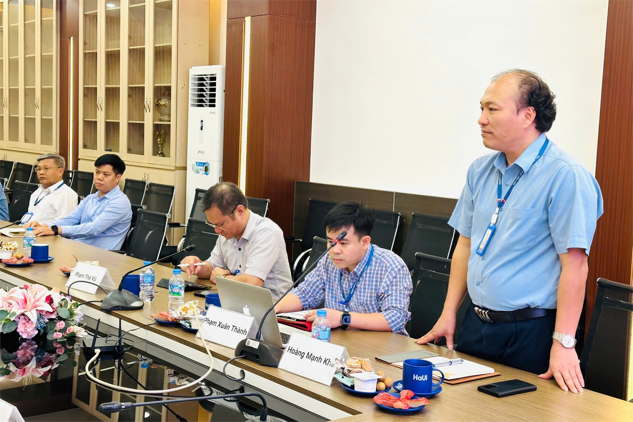 Trường Điện – Điện tử làm việc với Tập đoàn TOKO và Công ty KOUEI: Kết nối tuyển dụng, đồng hành đào tạo kỹ sư theo tiêu chuẩn Nhật Bản