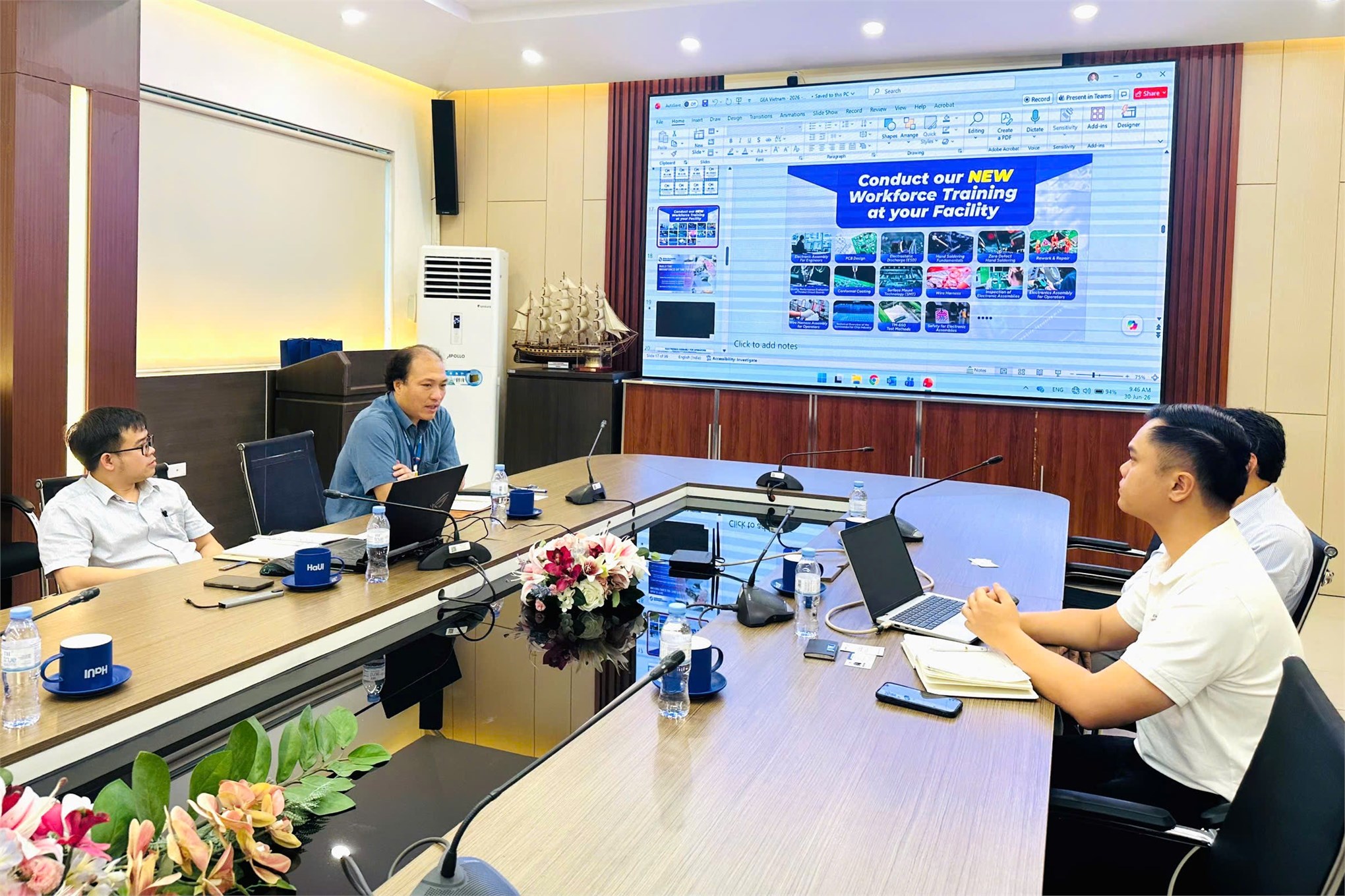 Trường Điện – Điện tử làm việc với Hiệp hội Điện tử toàn cầu (GEA), thúc đẩy hợp tác phát triển nguồn nhân lực Kỹ thuật điện tử