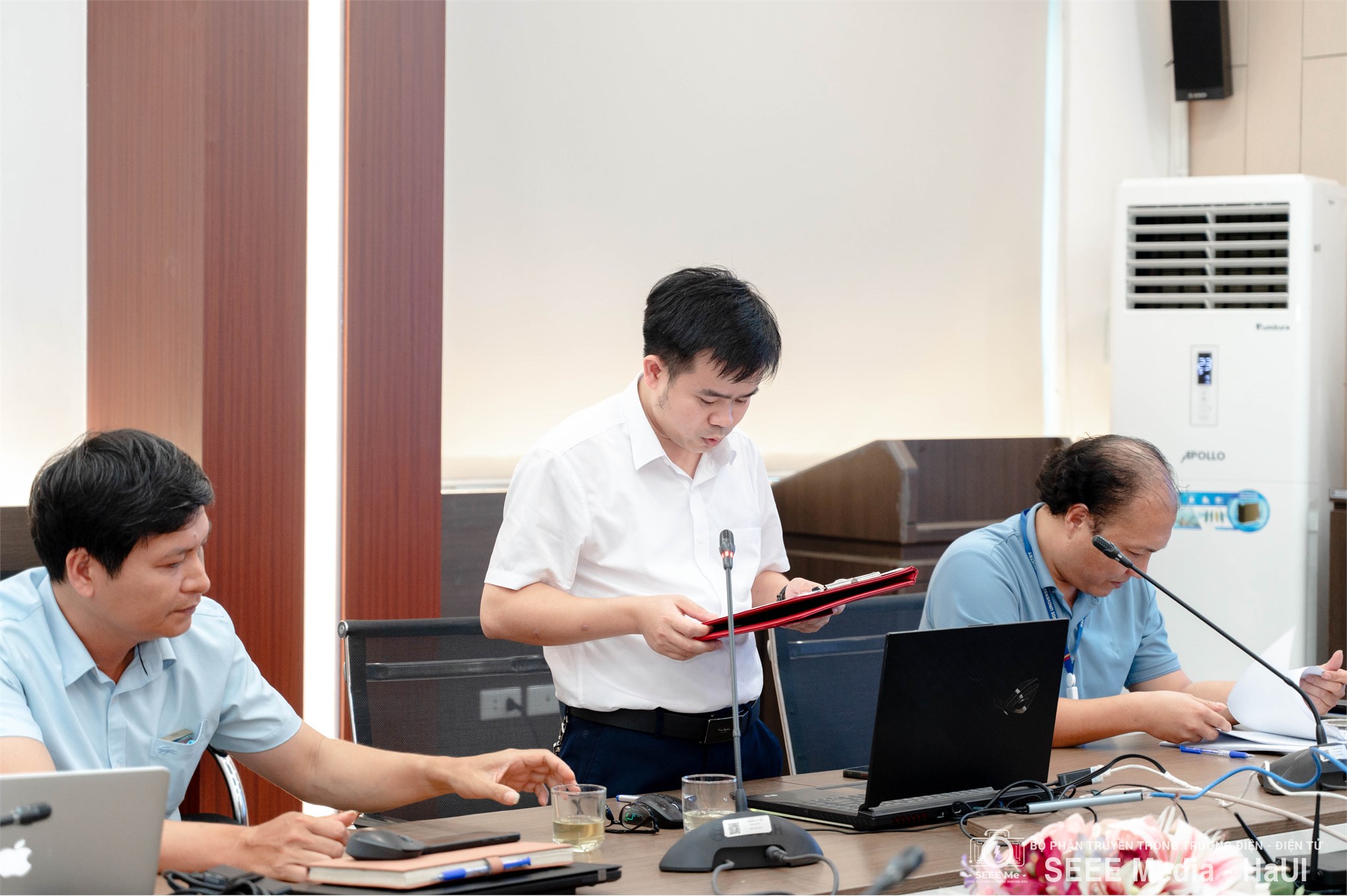 Trường Điện – Điện tử tổ chức Hội thảo lấy ý kiến xây dựng Chương trình đào tạo Thạc sĩ tài năng Kỹ thuật điện tử (chuyên sâu Thiết kế vi mạch bán dẫn)