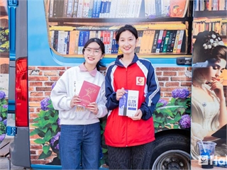 Tổ chức hội sách lần thứ ba