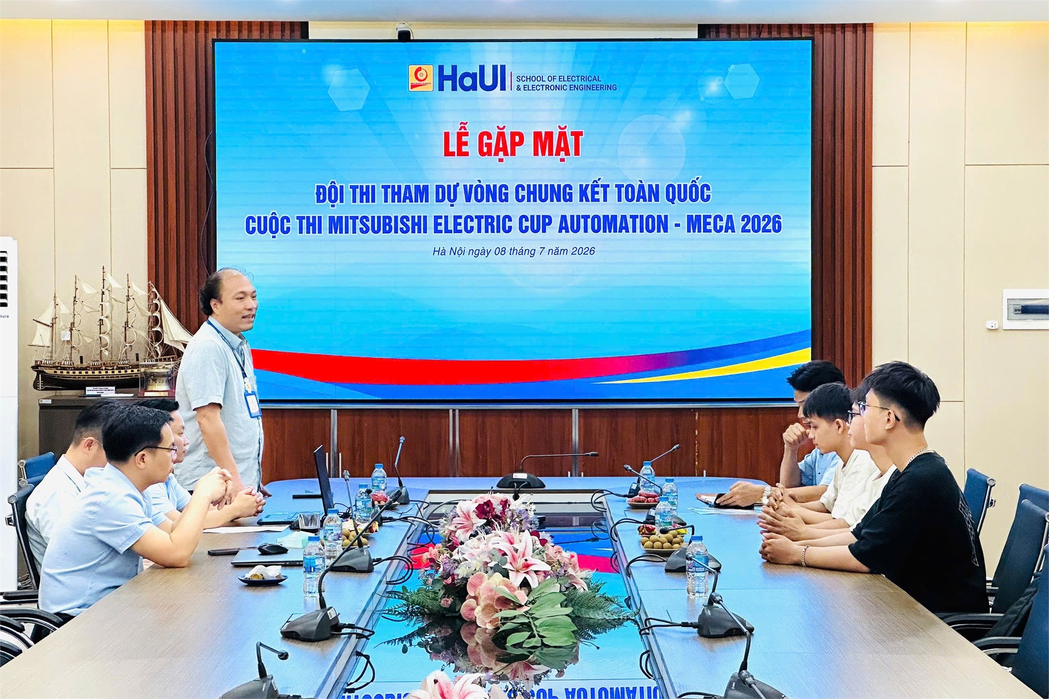 Đội thi SEEE-SPEAR đại diện Đại học Công nghiệp Hà Nội chinh phục Vòng Chung kết toàn quốc MECA 2026