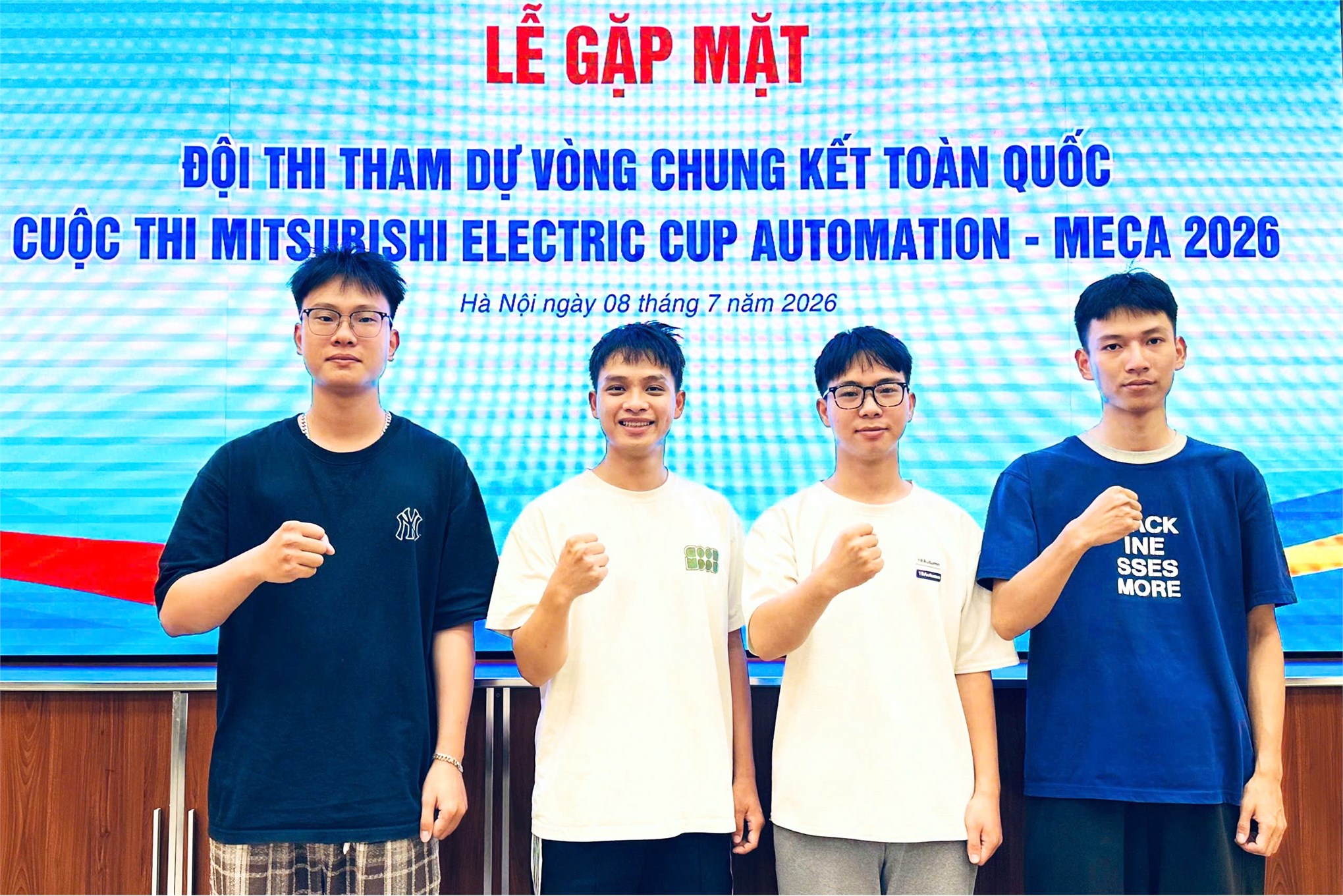 Đội thi SEEE-SPEAR đại diện Đại học Công nghiệp Hà Nội chinh phục Vòng Chung kết toàn quốc MECA 2026