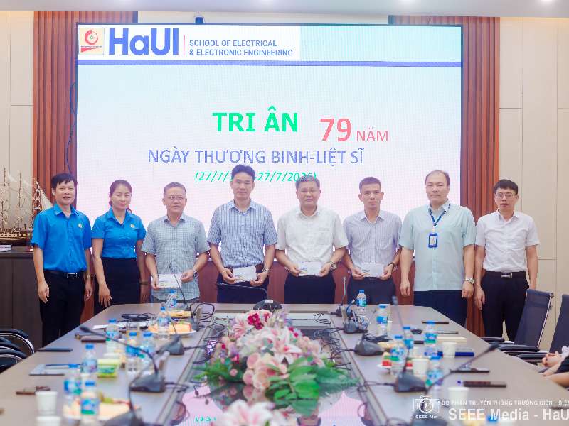 Lan tỏa truyền thống "Uống nước nhớ nguồn" – Trường Điện – Điện tử tri ân các gia đình thương binh, liệt sĩ là thân nhân của viên chức, người lao động nhân dịp 27/7