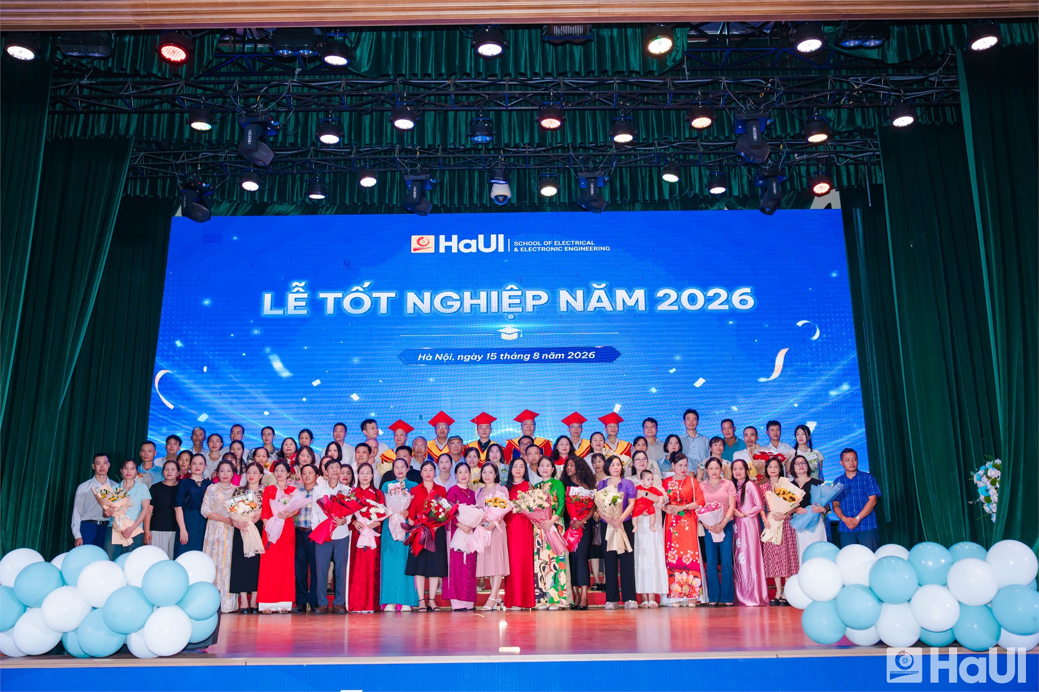 Gần 1.600 tân Thạc sĩ, Kỹ sư, Cử nhân Trường Điện – Điện tử nhận bằng tốt nghiệp năm 2026: Khép lại một hành trình, mở ra những chân trời mới