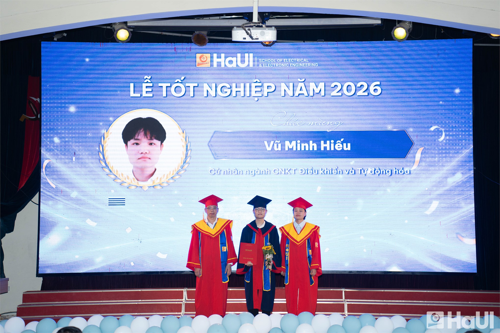 Gần 1.600 tân Thạc sĩ, Kỹ sư, Cử nhân Trường Điện – Điện tử nhận bằng tốt nghiệp năm 2026: Khép lại một hành trình, mở ra những chân trời mới