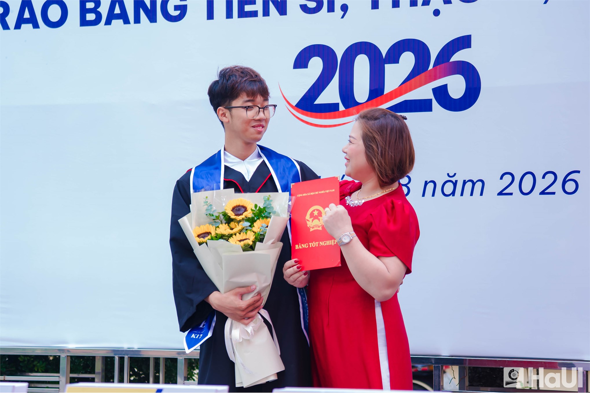 Gần 1.600 tân Thạc sĩ, Kỹ sư, Cử nhân Trường Điện – Điện tử nhận bằng tốt nghiệp năm 2026: Khép lại một hành trình, mở ra những chân trời mới