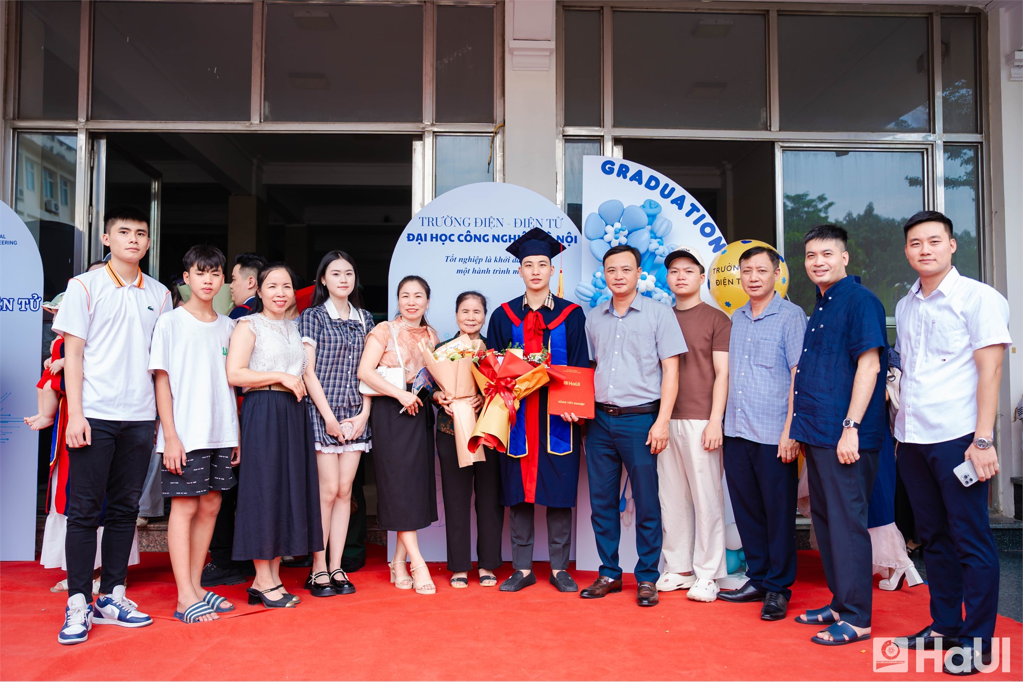 Gần 1.600 tân Thạc sĩ, Kỹ sư, Cử nhân Trường Điện – Điện tử nhận bằng tốt nghiệp năm 2026: Khép lại một hành trình, mở ra những chân trời mới