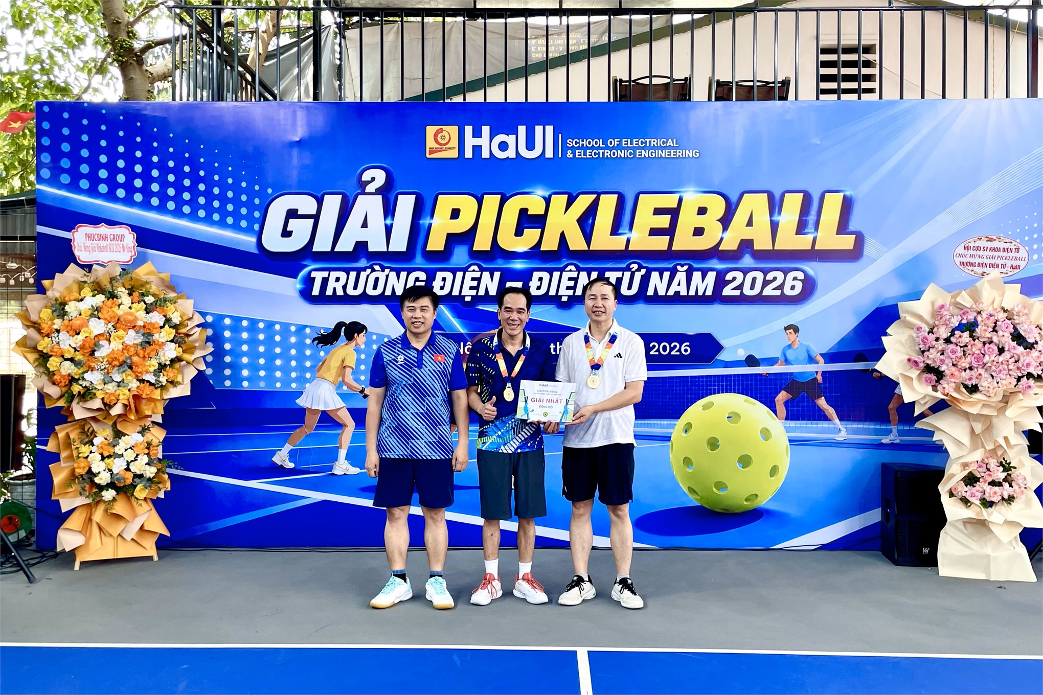 Sôi nổi Giải Pickleball kết nối cựu sinh viên Trường Điện - Điện tử năm 2026