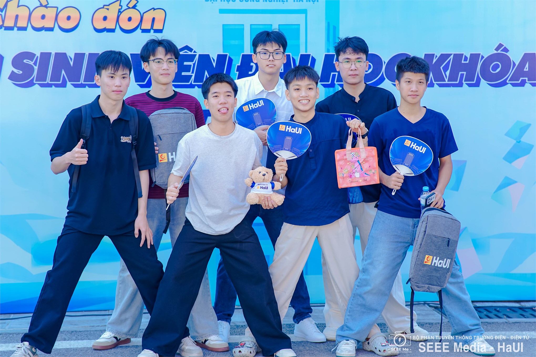 Chào đón tân sinh viên K21 – Khởi đầu hành trình mới tại Trường Điện – Điện tử