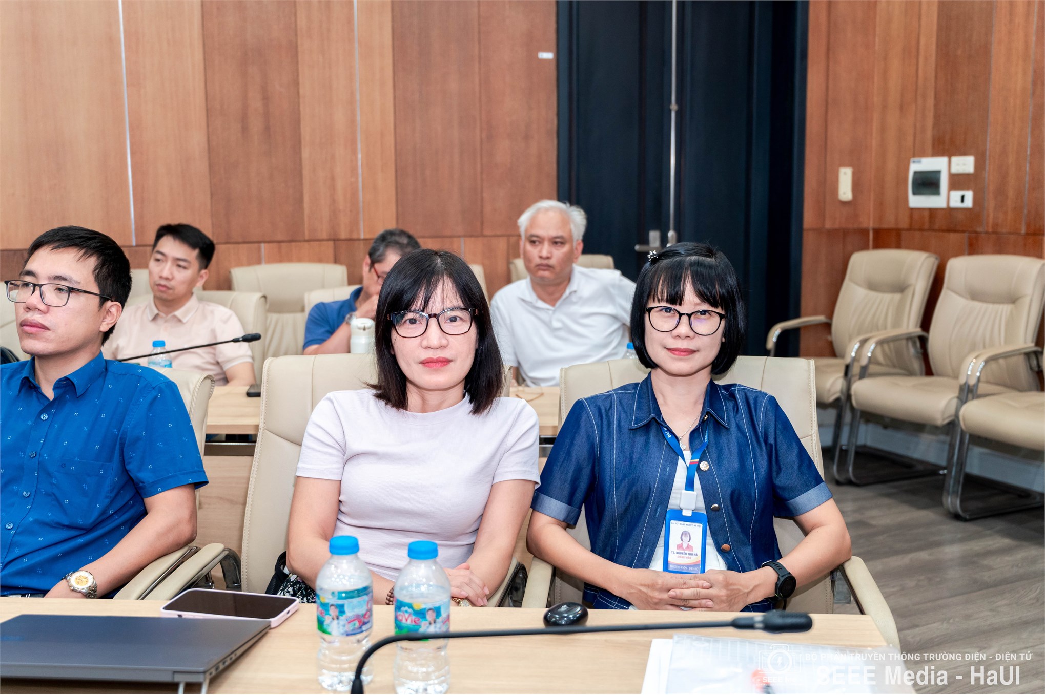 Trường Điện - Điện tử tổ chức Hội nghị viên chức, người lao động tổng kết năm học 2025–2026 và triển khai nhiệm vụ năm học 2026–2027
