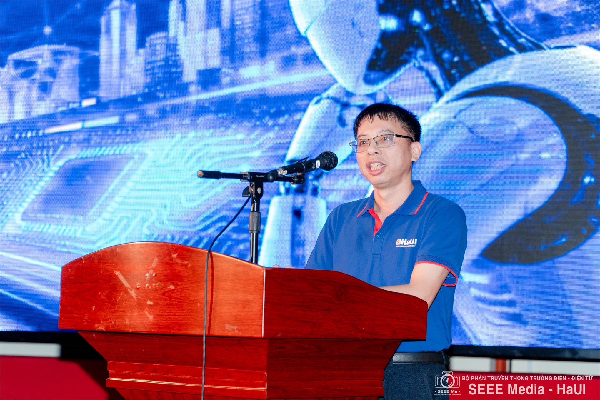 Trường Điện - Điện tử tổ chức Hội nghị sinh viên với khoa học công nghệ, đổi mới sáng tạo và khởi nghiệp