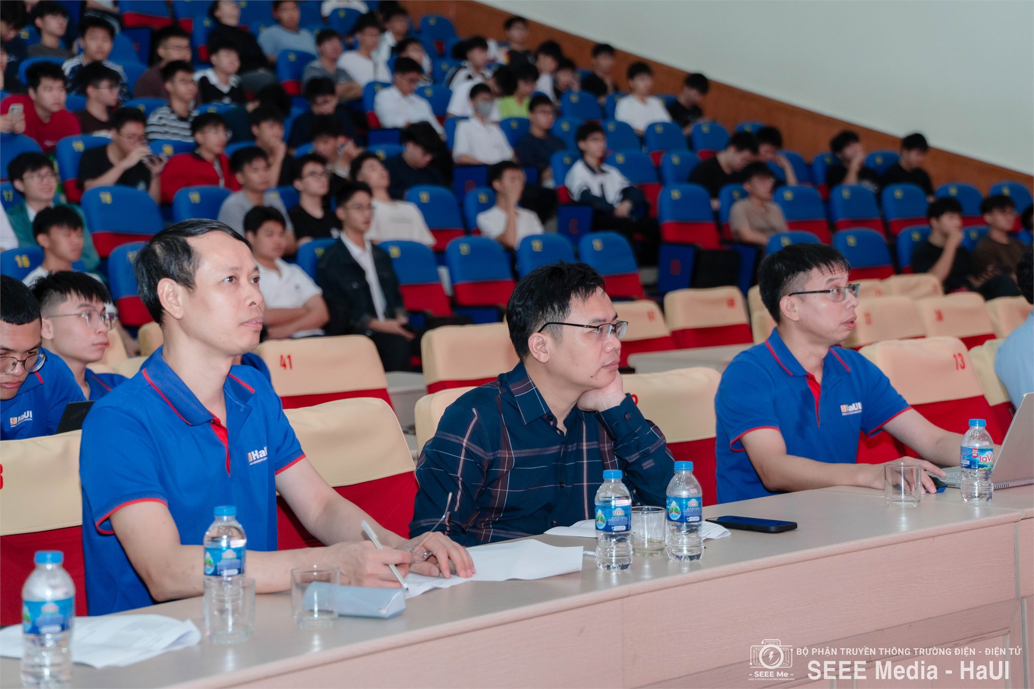 Trường Điện - Điện tử tổ chức Hội nghị sinh viên với khoa học công nghệ, đổi mới sáng tạo và khởi nghiệp