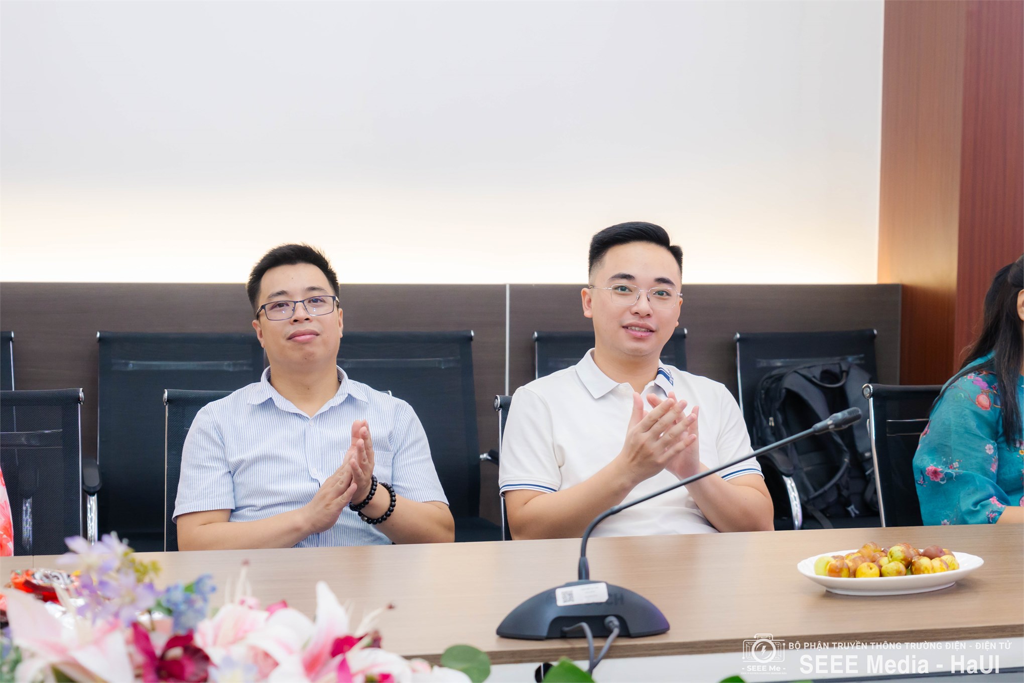 Công đoàn Trường Điện - Điện tử gặp mặt, tọa đàm chào mừng kỷ niệm 96 năm Ngày thành lập Hội Liên hiệp Phụ nữ Việt Nam